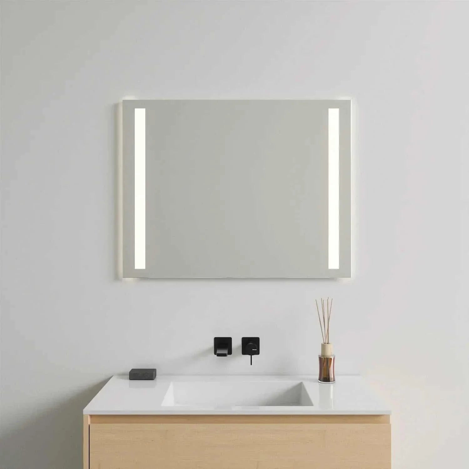 Strato - LED Mirror with Side Lights