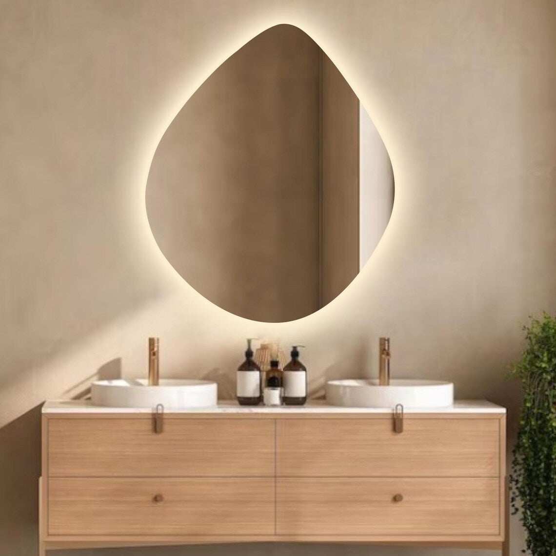 Lumora - LED Irregular Mirror